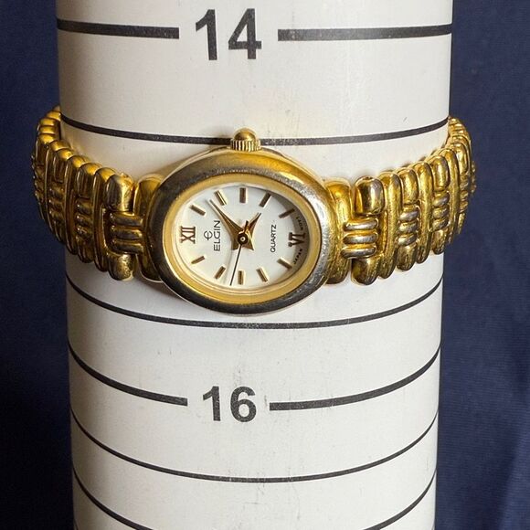 Elgin Women's Gold-Tone Quartz Watch - Picture 3 of 5